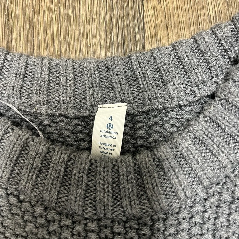 Lululemon Passage Women's Size 4 Sweater Heather Grey Chunky Knit Oversized